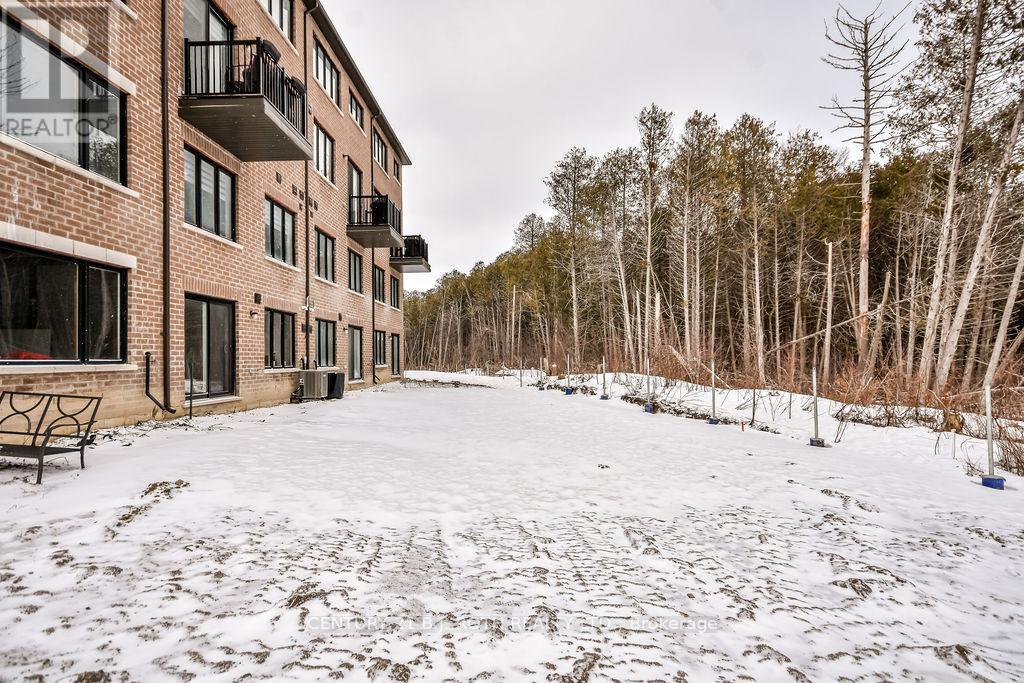 104 Blue Forest Crescent, Barrie, Ontario  L9J 0N7 - Photo 2 - S12897816