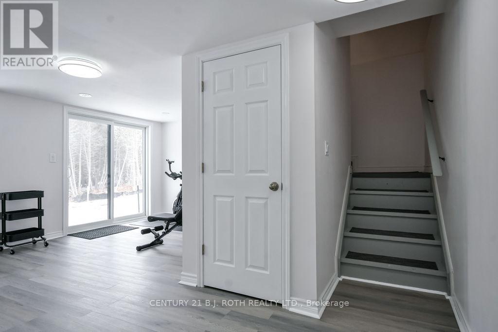 104 Blue Forest Crescent, Barrie, Ontario  L9J 0N7 - Photo 38 - S12897816