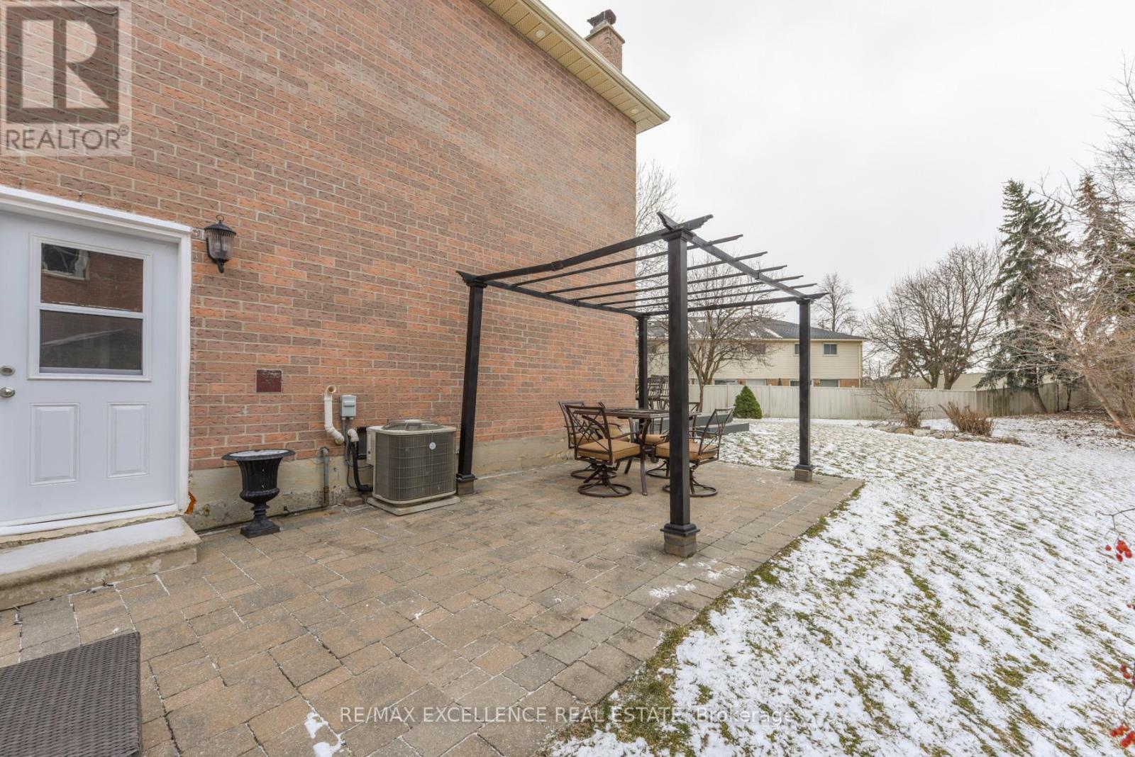 62 Atkins Circle, Brampton, Ontario  L6X 4B5 - Photo 45 - W12897822