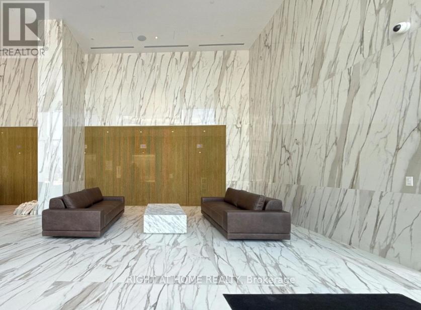 3901 - 448 Burnhamthorpe Road W, Mississauga, Ontario  L5B 4M6 - Photo 2 - W12897832