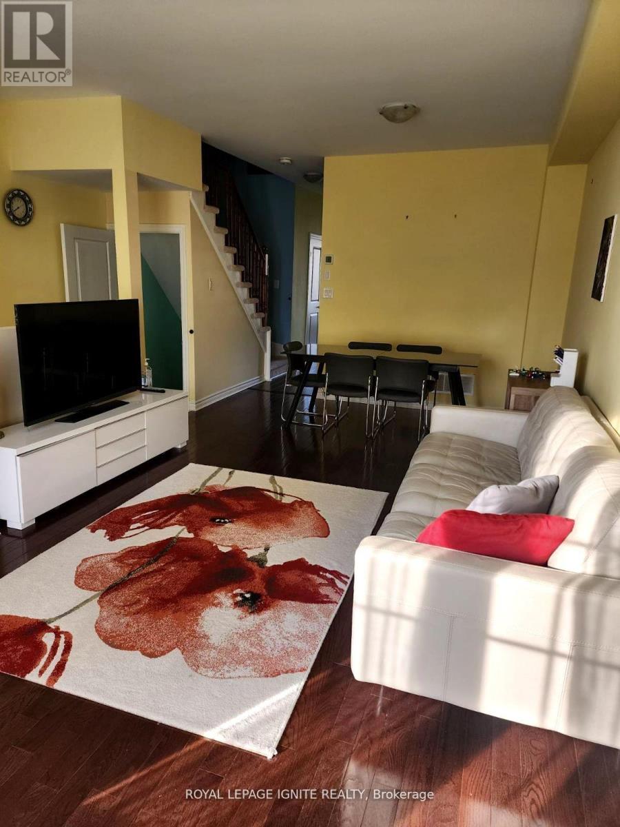 4 - 1355 Rathburn Road E, Mississauga, Ontario  L4W 5R5 - Photo 1 - W12897850