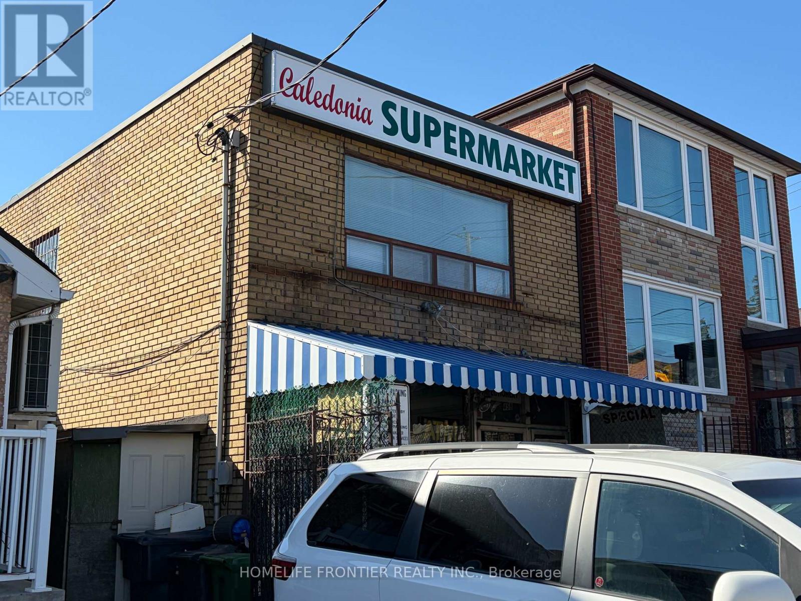 458 Caledonia Road, Toronto, Ontario  M6E 4T8 - Photo 2 - W12897854