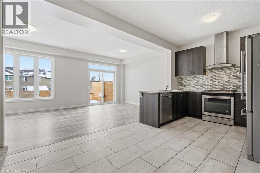 120 Links Crescent, Woodstock, Ontario  N4T 0K7 - Photo 8 - 40813231