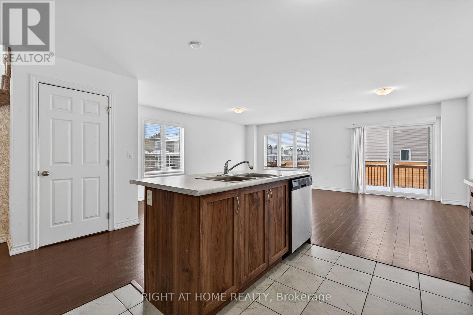 73 Brennan Crescent, Loyalist, Ontario  K0H 2H0 - Photo 16 - X12897840