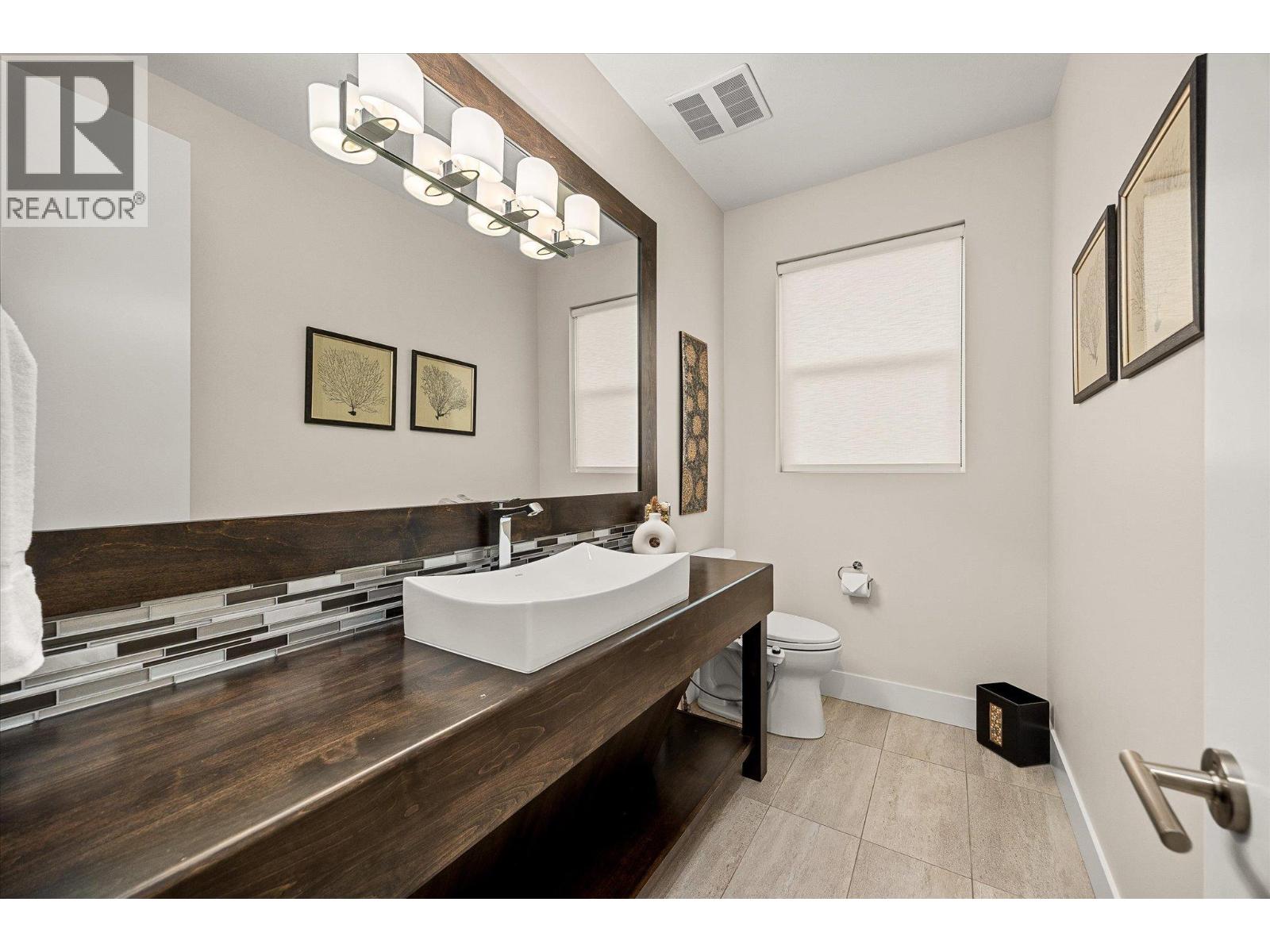 944 Hewetson Court, Kelowna, British Columbia  V1W 5H8 - Photo 32 - 10377144