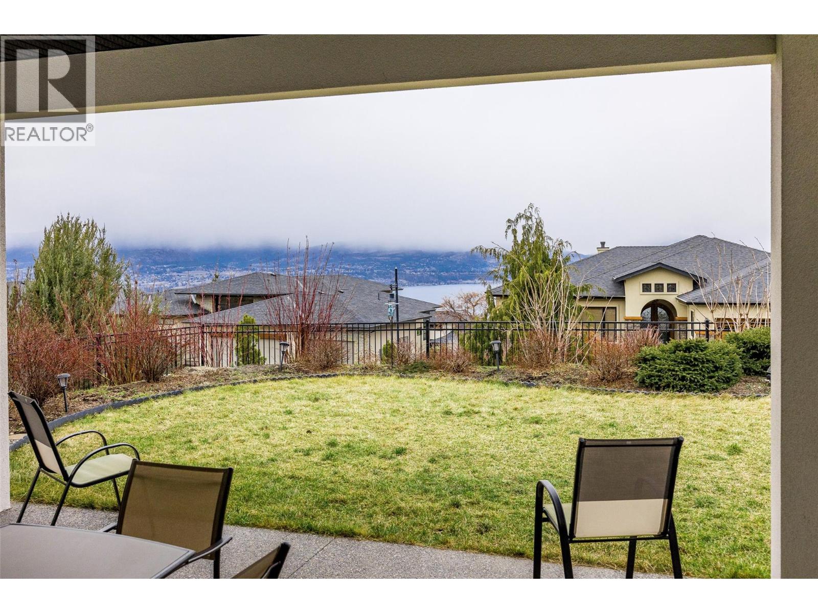944 Hewetson Court, Kelowna, British Columbia  V1W 5H8 - Photo 42 - 10377144