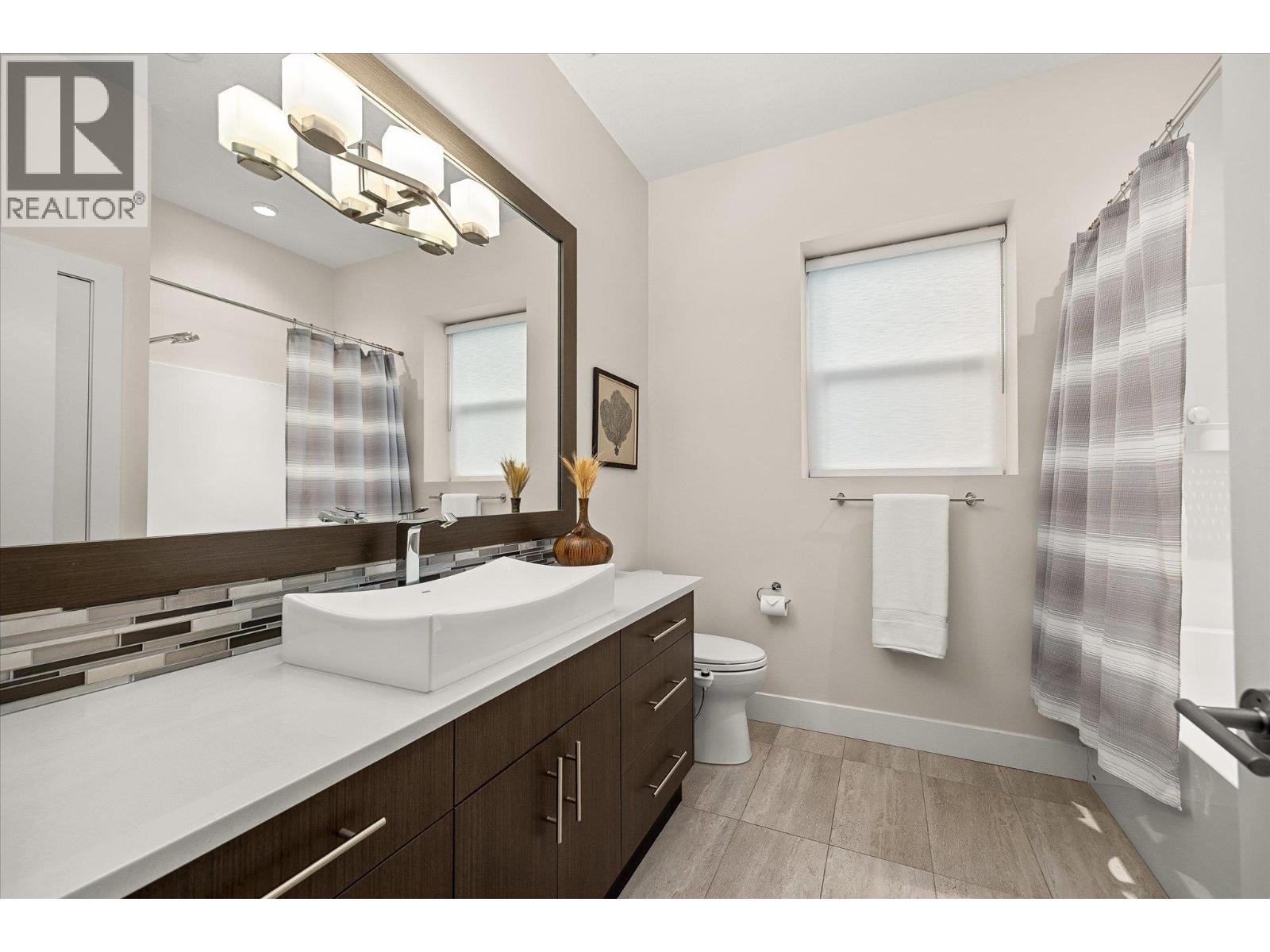 944 Hewetson Court, Kelowna, British Columbia  V1W 5H8 - Photo 51 - 10377144