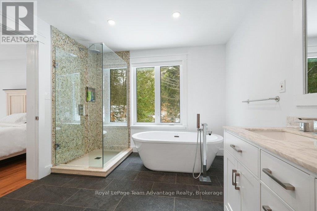 18 Ferris Road, Seguin, Ontario  P2A 2W8 - Photo 34 - X12897128