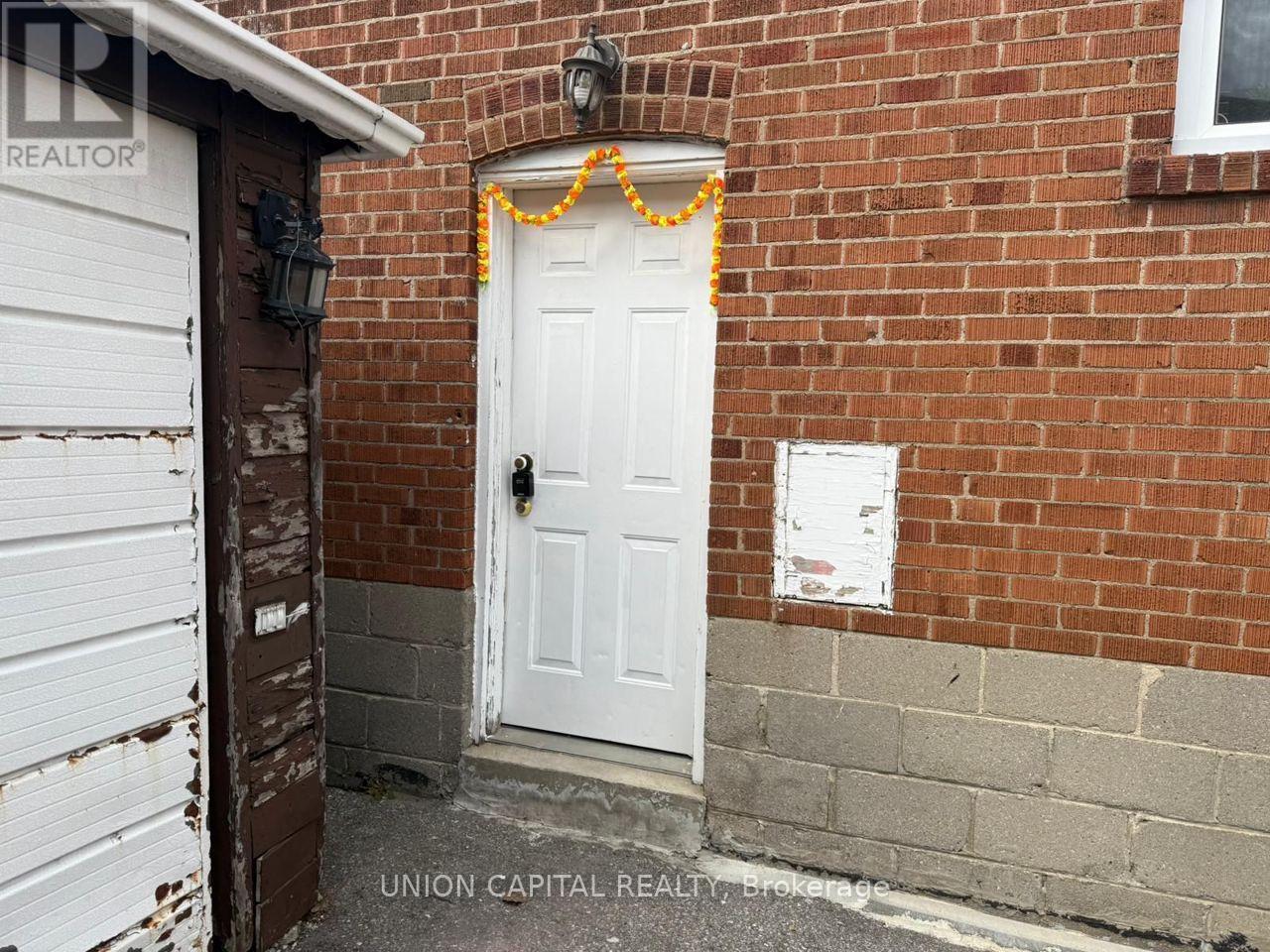 Lower - 64 Delwood Drive, Toronto, Ontario  M1L 2S7 - Photo 16 - E12875882