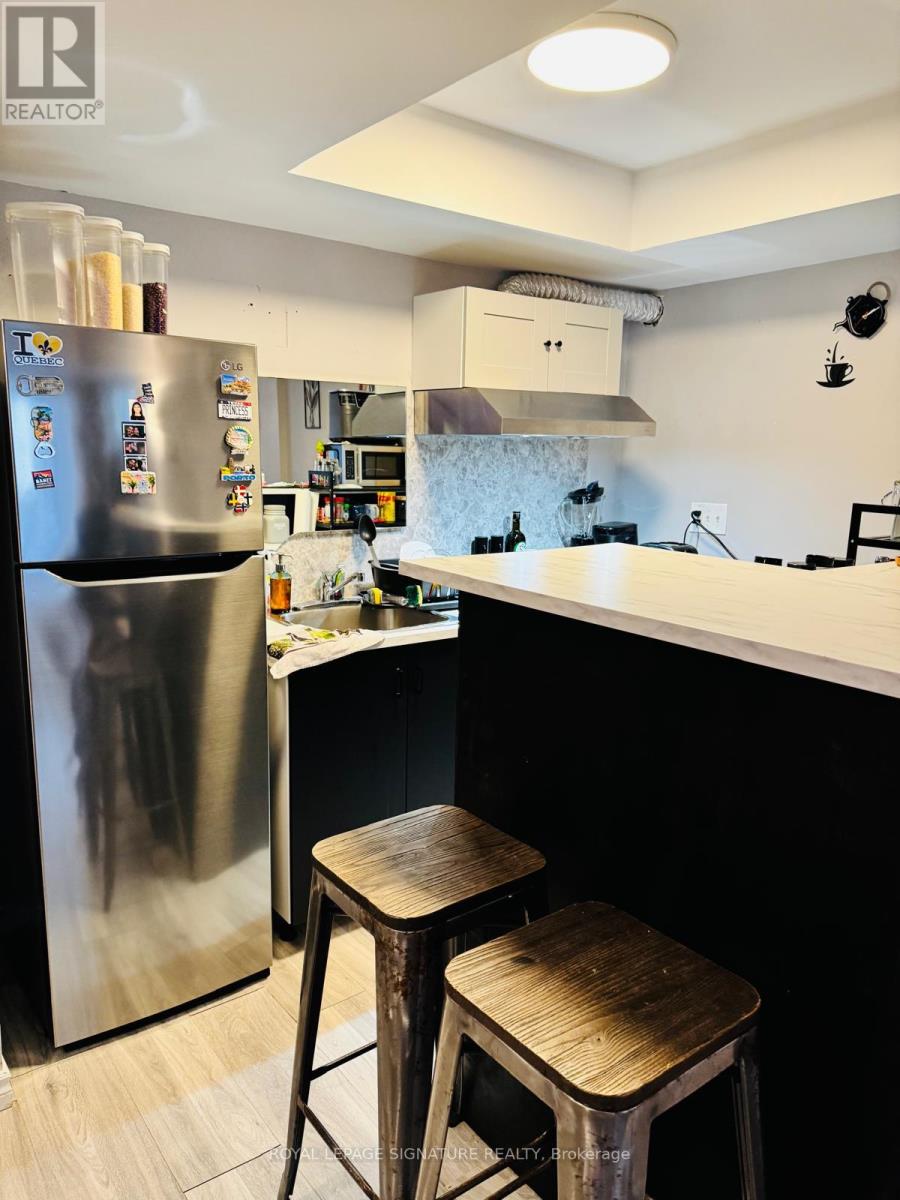 Lower - 87 Leroy Avenue, Toronto, Ontario  M4J 4G9 - Photo 7 - E12886260