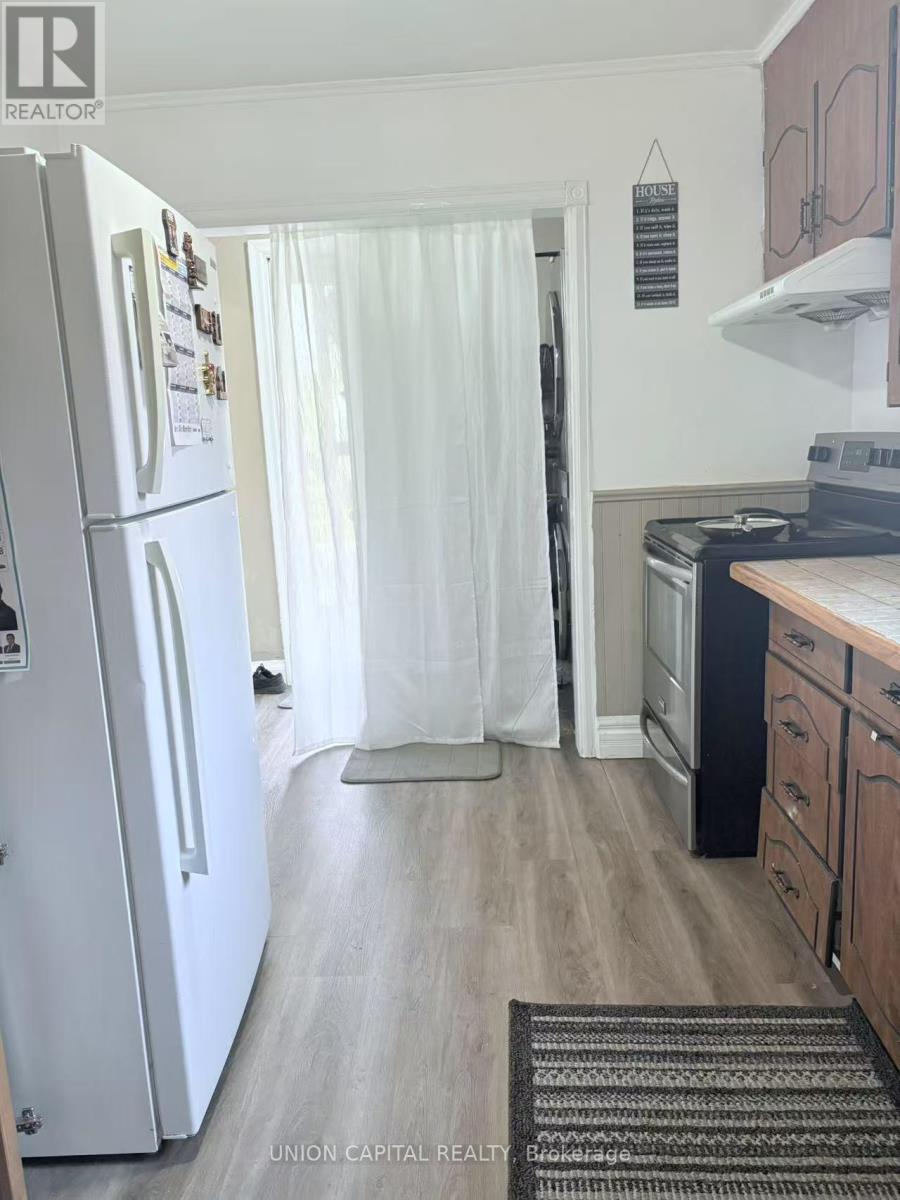 Main - 64 Delwood Drive, Toronto, Ontario  M1L 2S7 - Photo 2 - E12883814