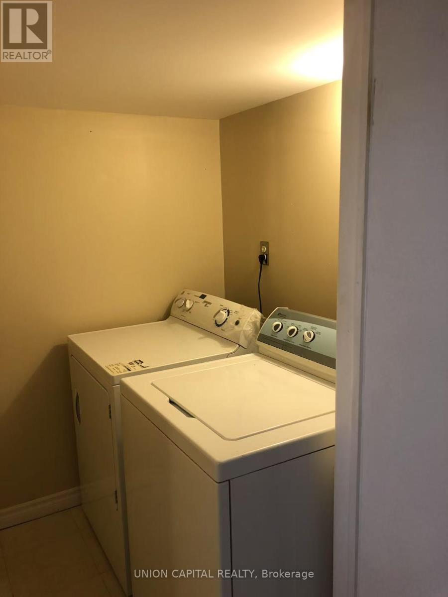 Lower - 64 Delwood Drive, Toronto, Ontario  M1L 2S7 - Photo 15 - E12875882