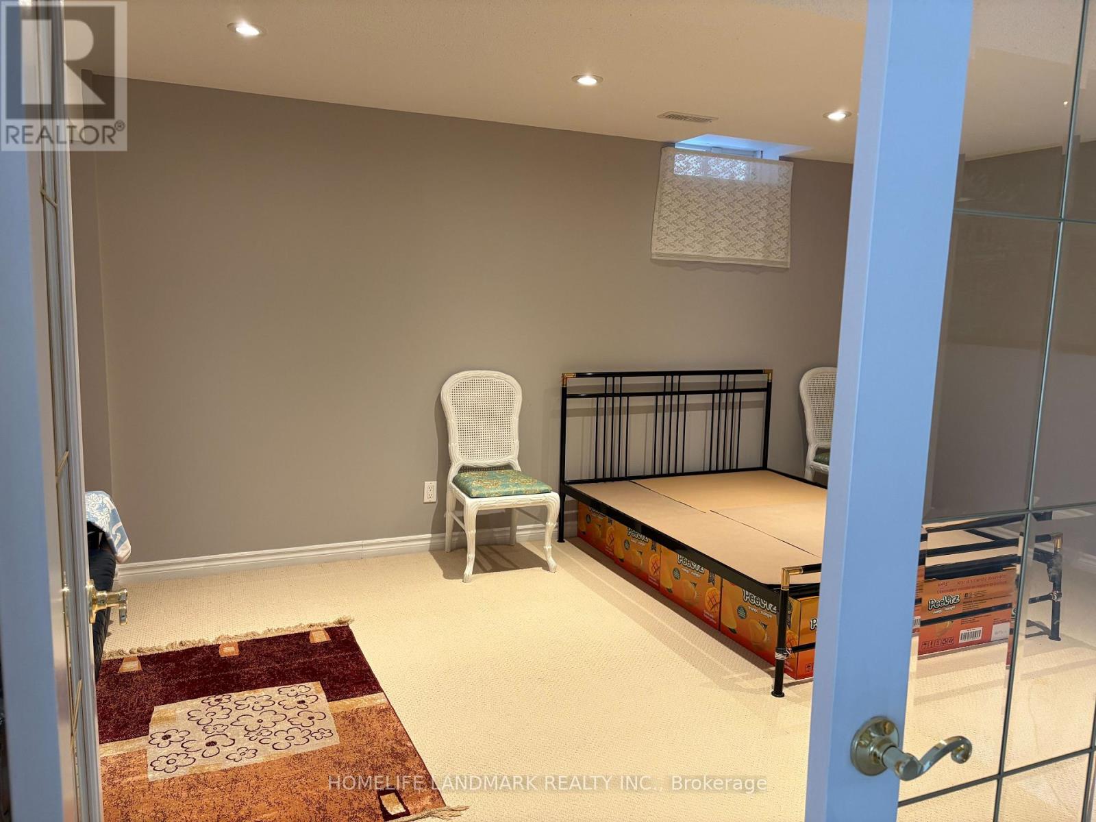 Bsmt - 48 Sir Stevens Drive, Vaughan, Ontario  L6A 0Z7 - Photo 5 - N12897784