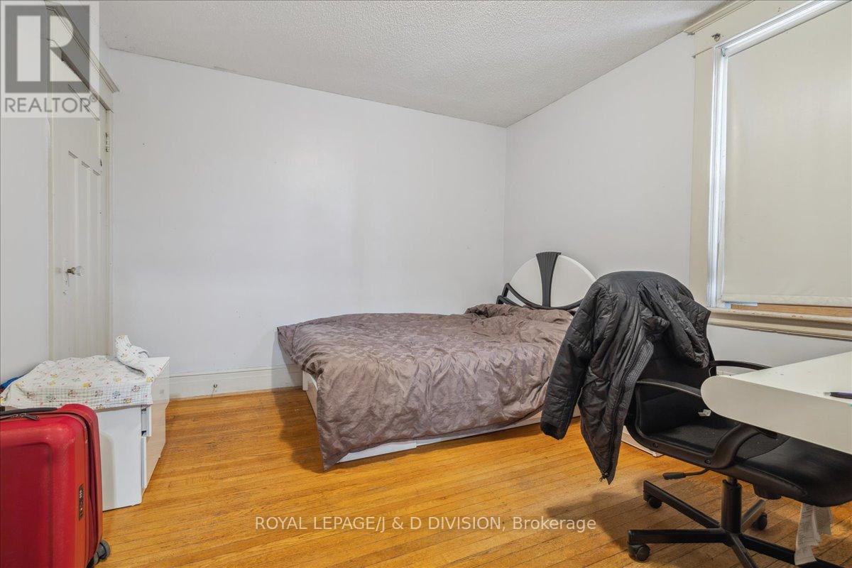 Ave S - 59 Paisley Avenue S, Hamilton, Ontario  L8S 1V2 - Photo 12 - X12886978