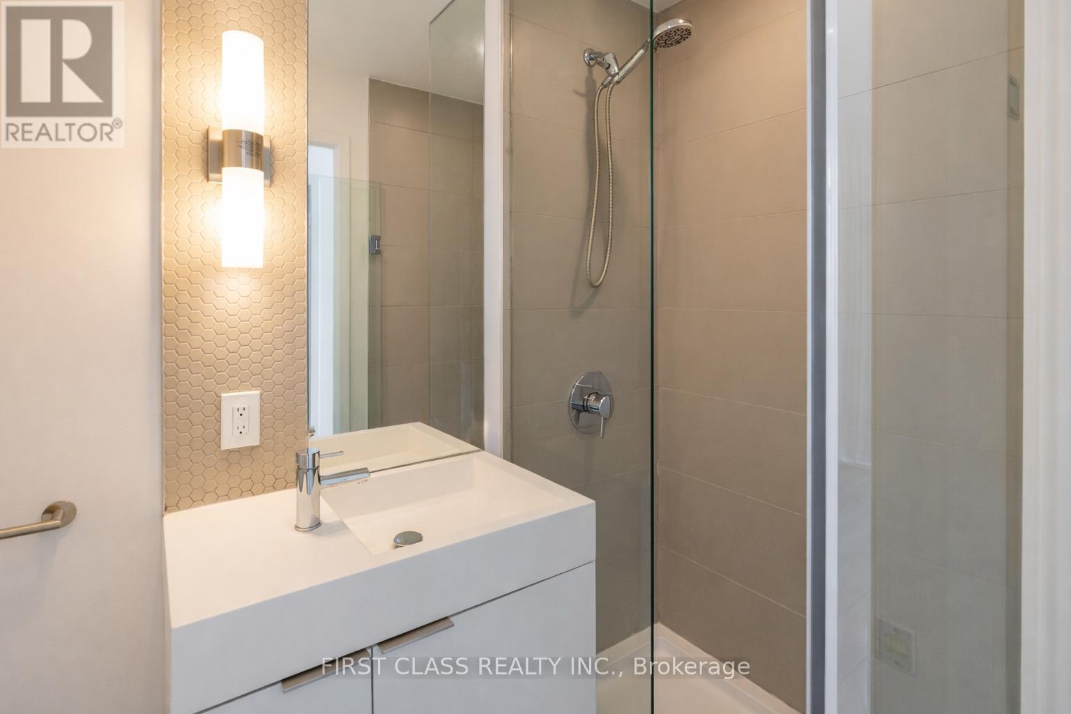 2506 - 33 Helendale Avenue, Toronto, Ontario  M4R 0A4 - Photo 11 - C12897884