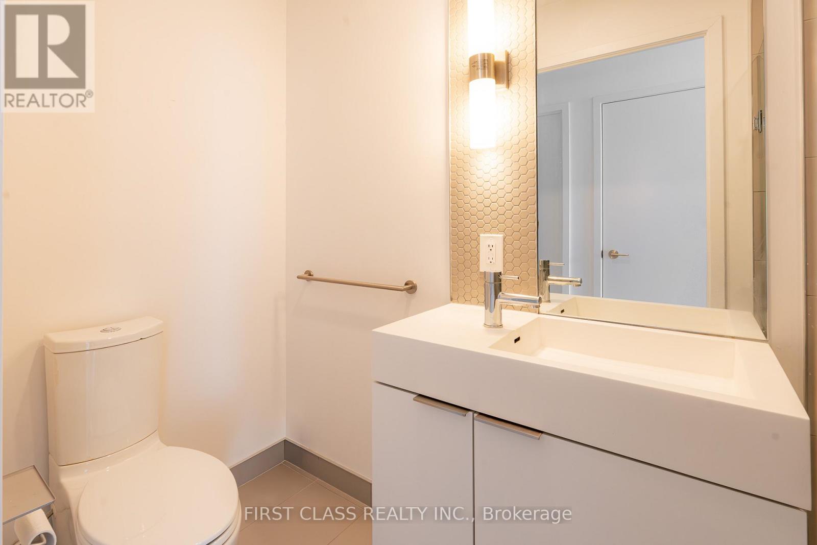 2506 - 33 Helendale Avenue, Toronto, Ontario  M4R 0A4 - Photo 12 - C12897884