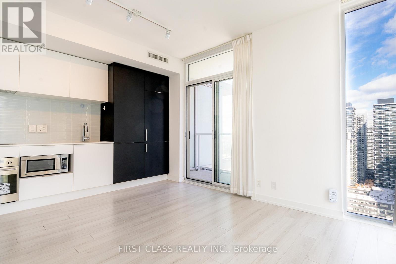 2506 - 33 Helendale Avenue, Toronto, Ontario  M4R 0A4 - Photo 4 - C12897884