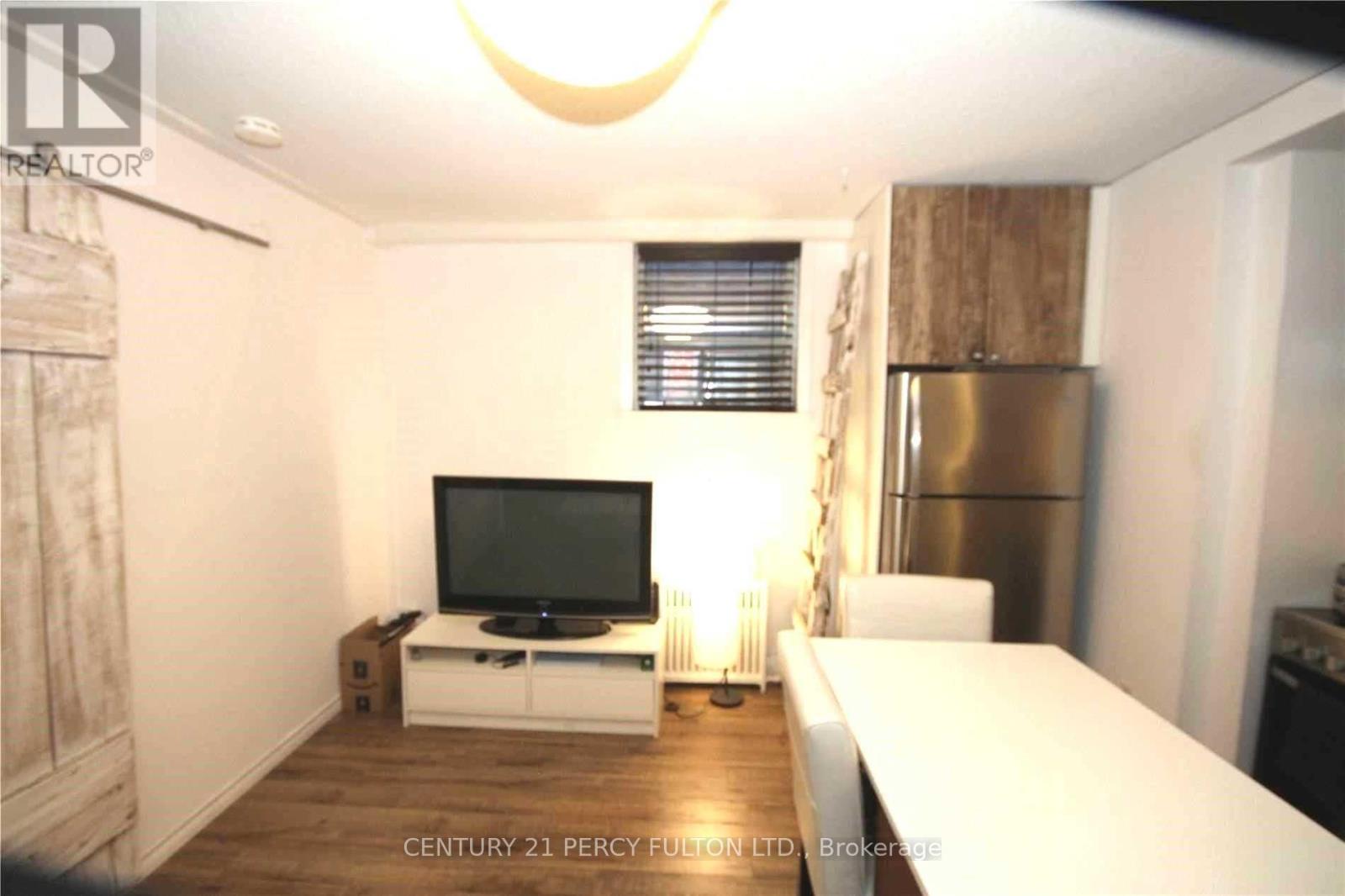 103 - 28 Cosburn Avenue, Toronto, Ontario  M4K 2E7 - Photo 6 - E12897876