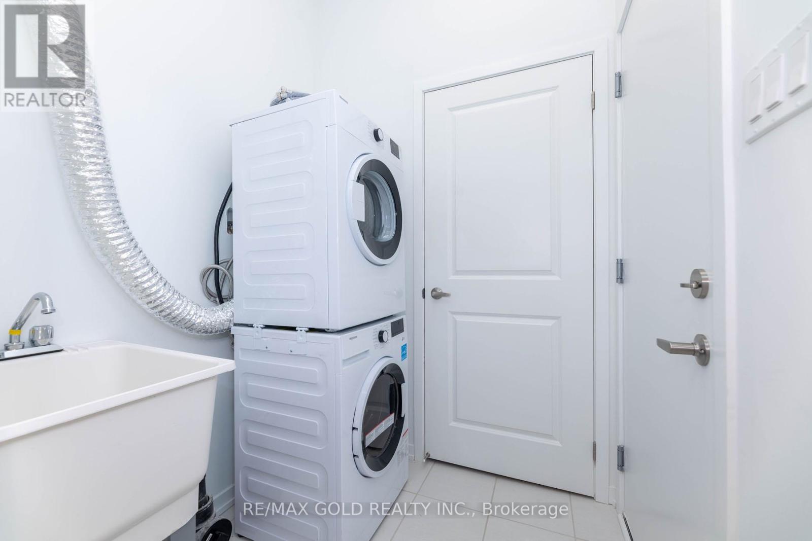 217 Monarch Avenue, Ajax, Ontario  L1S 7M3 - Photo 11 - E12897896