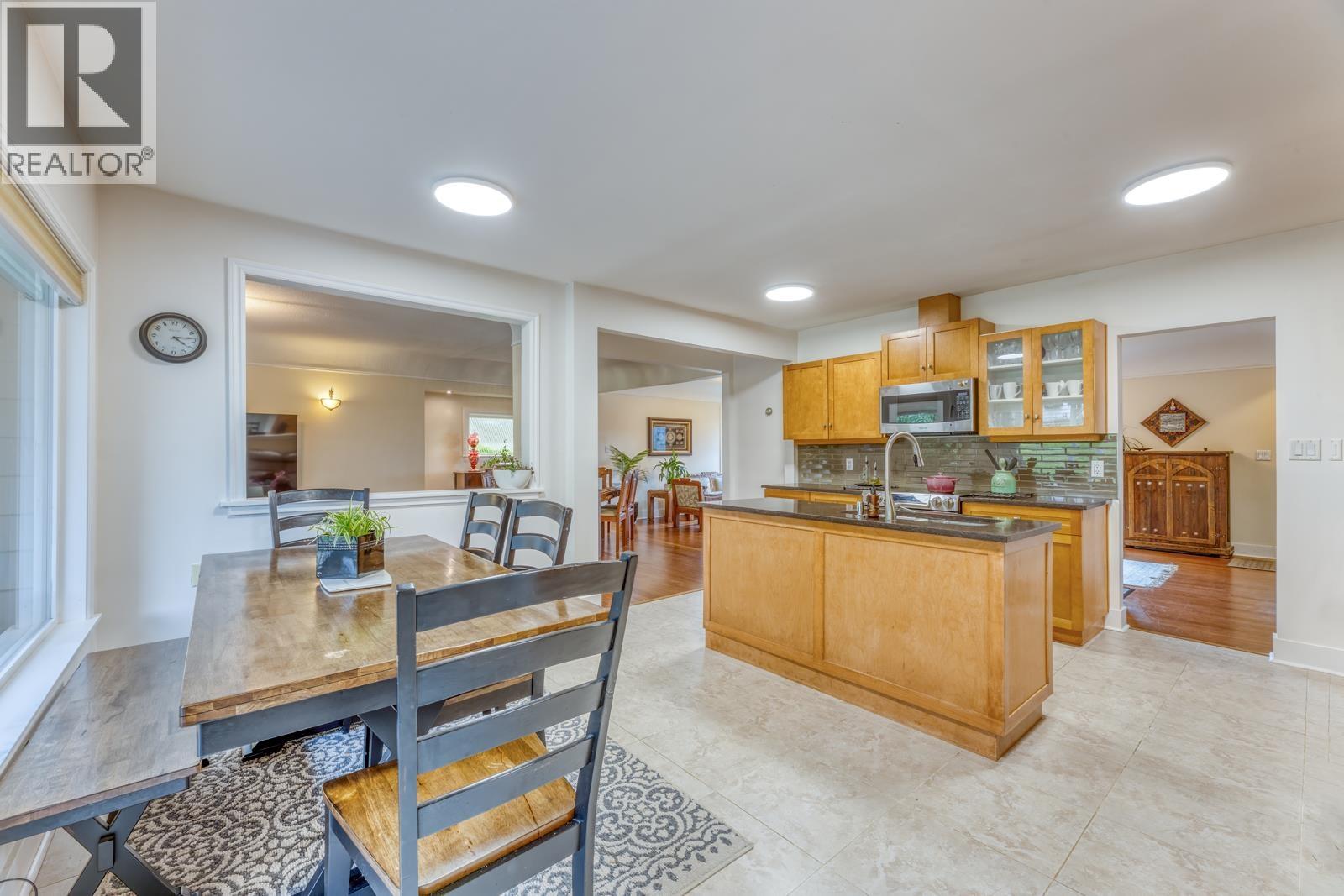 1227 Ioco Road, Port Moody, British Columbia  V3H 2W9 - Photo 10 - R3100984