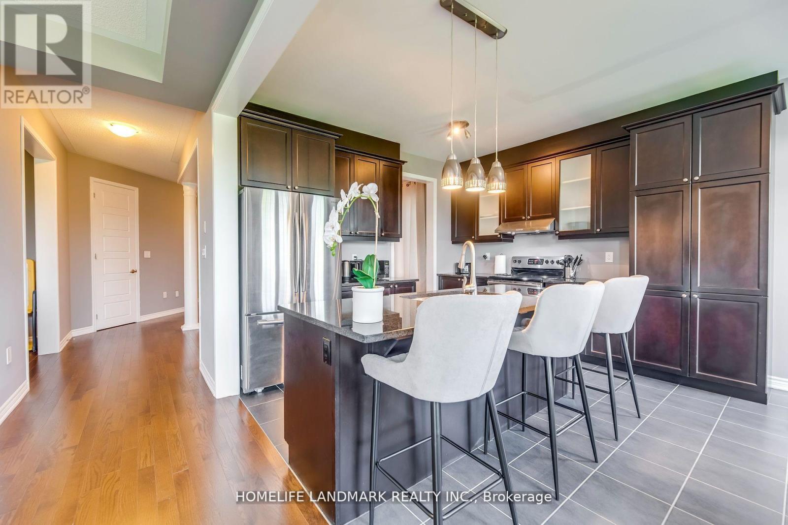 186 Degraaf Crescent, Aurora, Ontario  L4G 0X1 - Photo 11 - N12897904