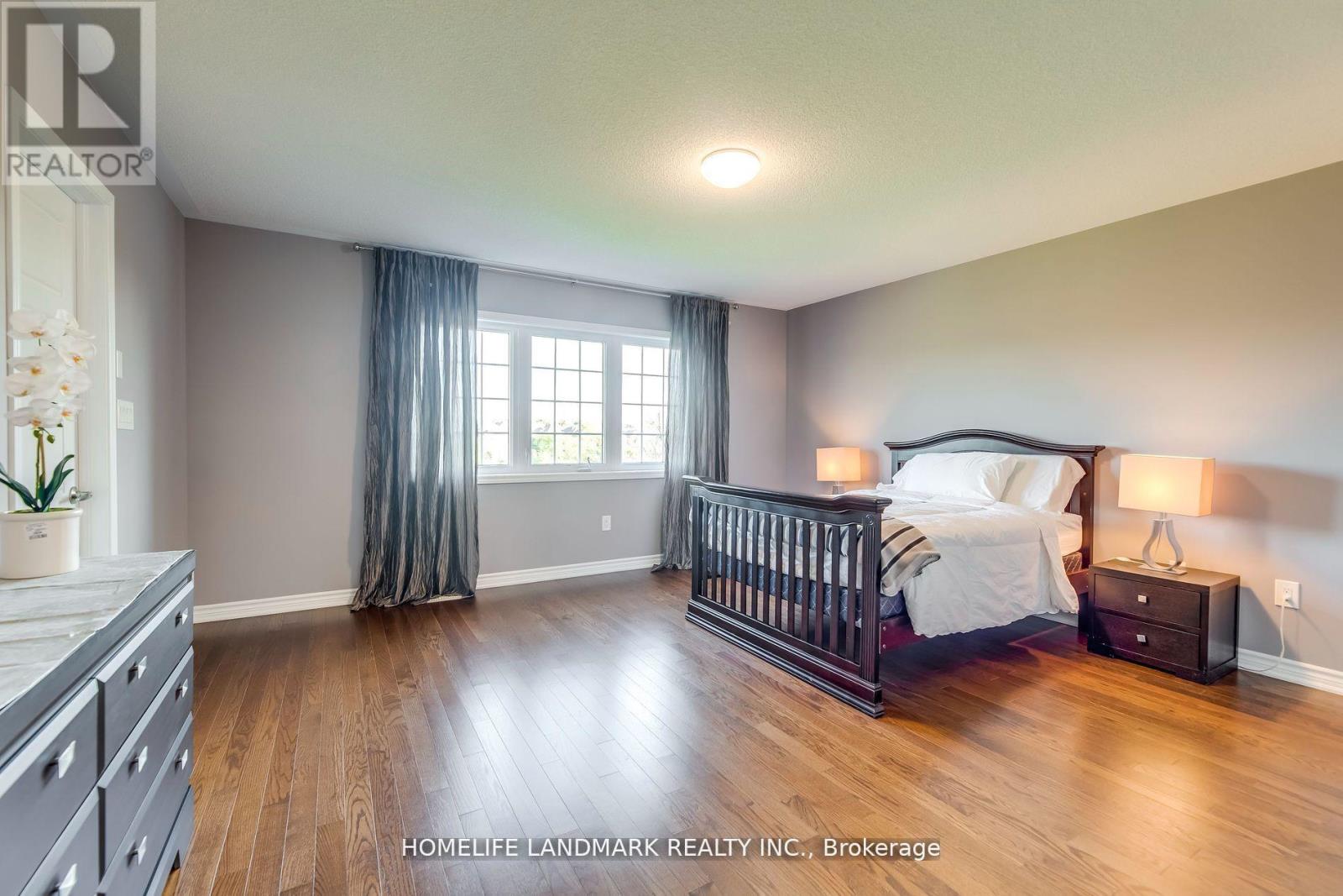 186 Degraaf Crescent, Aurora, Ontario  L4G 0X1 - Photo 20 - N12897904