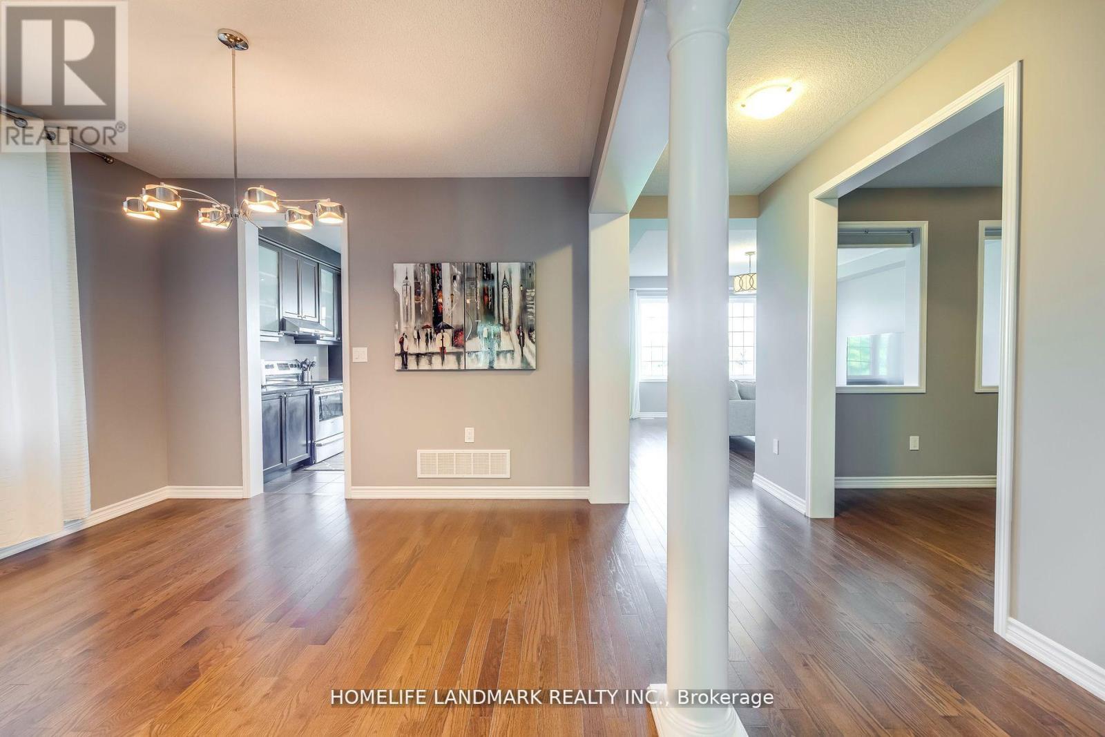 186 Degraaf Crescent, Aurora, Ontario  L4G 0X1 - Photo 5 - N12897904