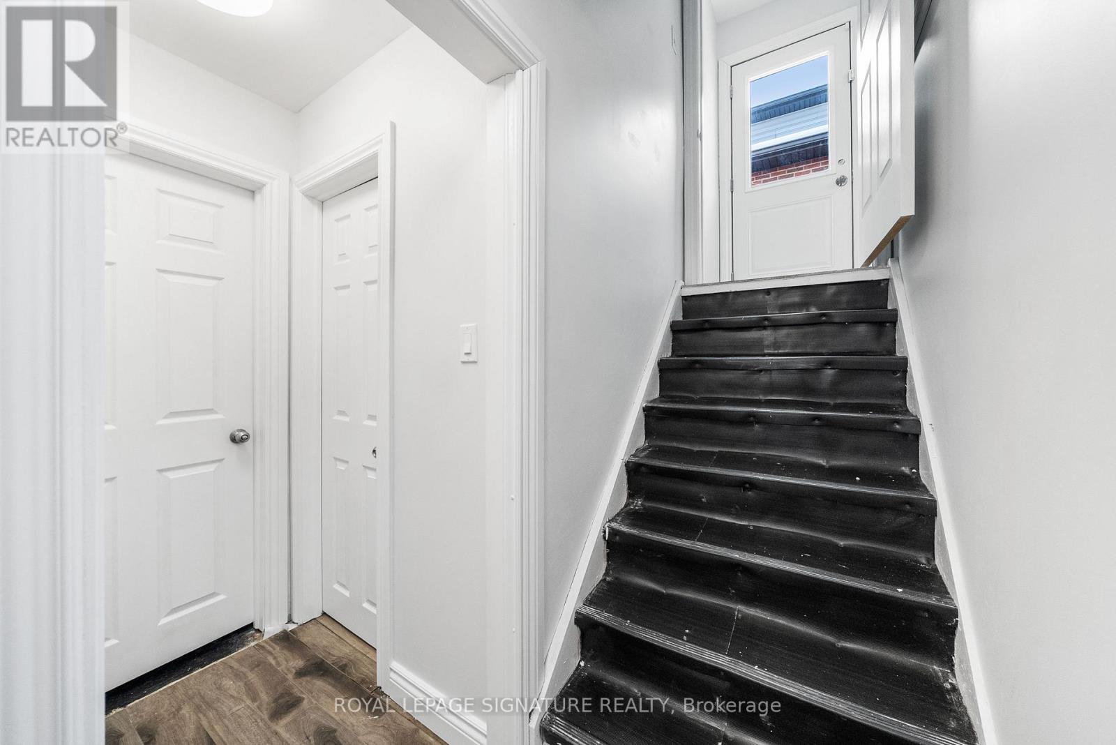 246 Hodgson Drive, Newmarket, Ontario  L3Y 1E2 - Photo 37 - N12897908