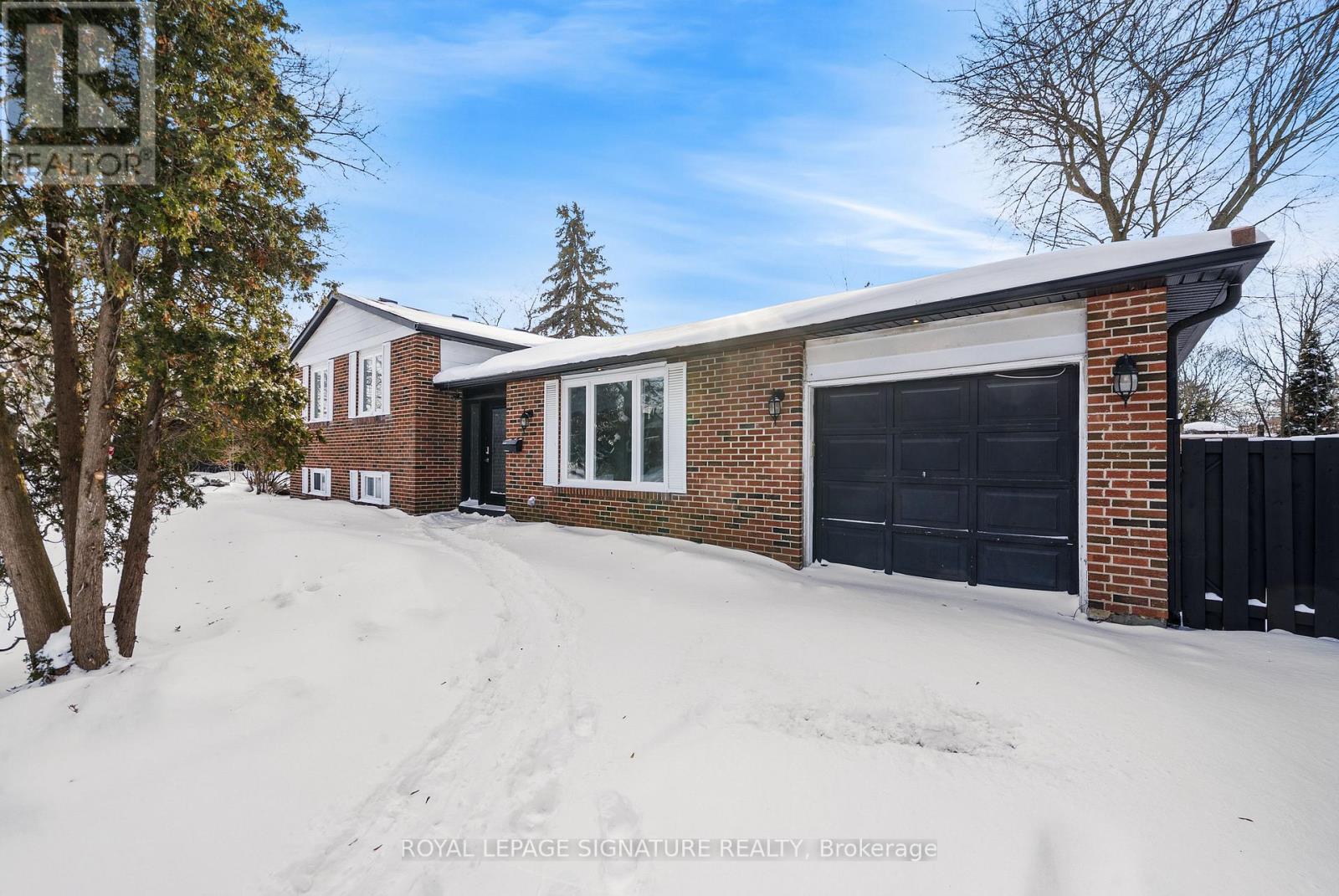 246 Hodgson Drive, Newmarket, Ontario  L3Y 1E2 - Photo 7 - N12897908