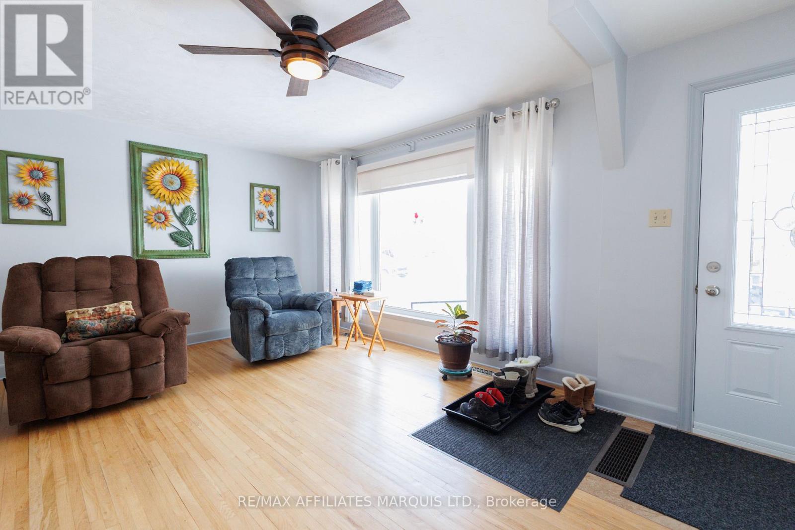 1220 Caswell Crescent, Cornwall, Ontario  K6J 4V6 - Photo 5 - X12897864