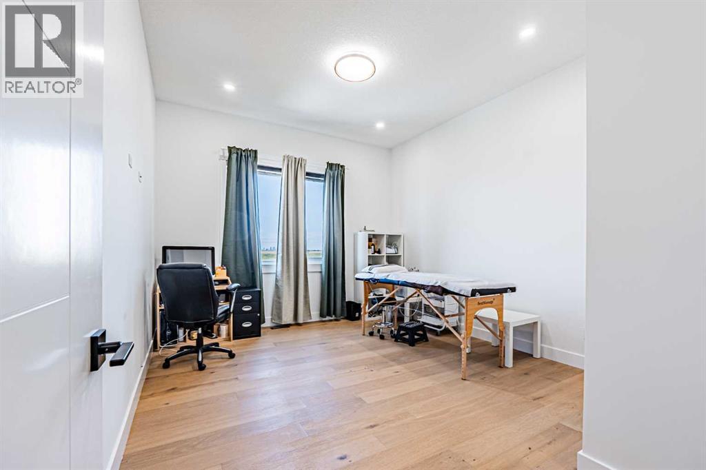 424 Watercrest Place, Chestermere, Alberta  T1X 2Y9 - Photo 15 - A2293178