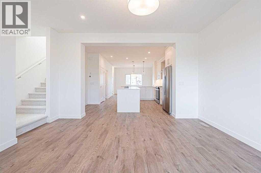 129 Dawson Wharf View, Chestermere, Alberta  T1X 2W3 - Photo 6 - A2293536