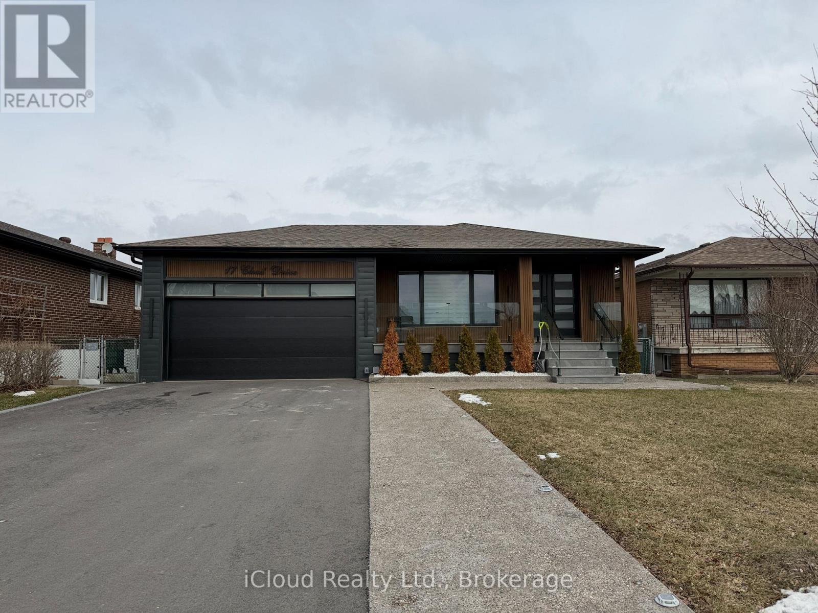 UPPER LEVEL - 17 CLOUD DRIVE, Toronto, Ontario