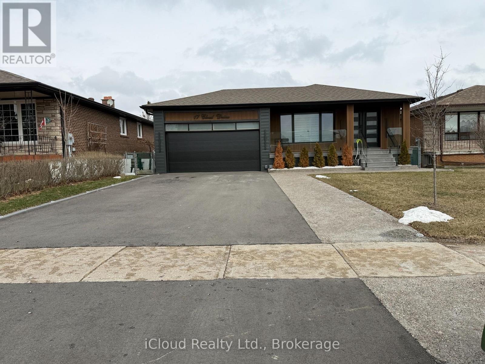 Upper Level - 17 Cloud Drive, Toronto, Ontario  M9L 2P6 - Photo 2 - W12897870