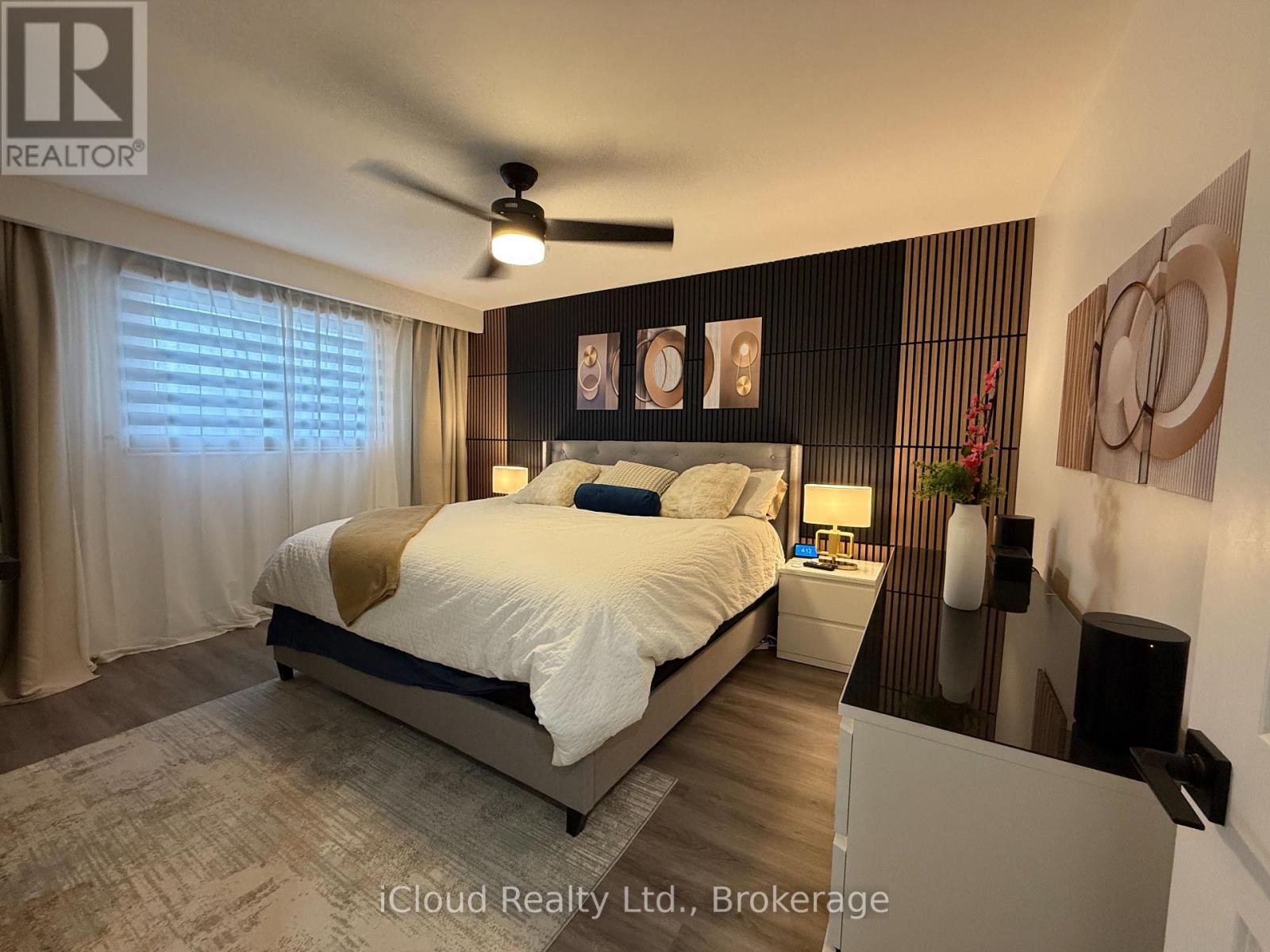 Upper Level - 17 Cloud Drive, Toronto, Ontario  M9L 2P6 - Photo 21 - W12897870