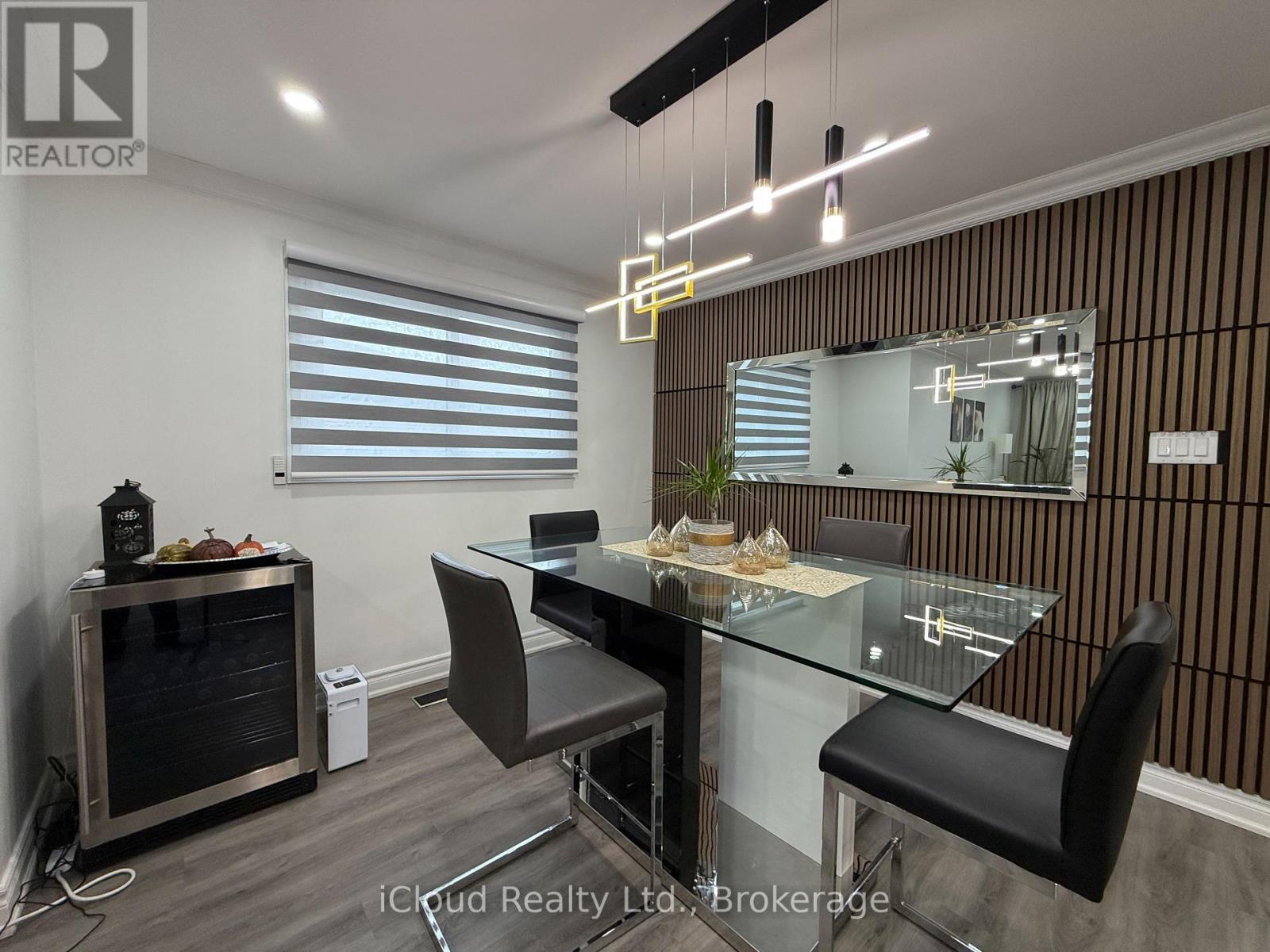 Upper Level - 17 Cloud Drive, Toronto, Ontario  M9L 2P6 - Photo 28 - W12897870