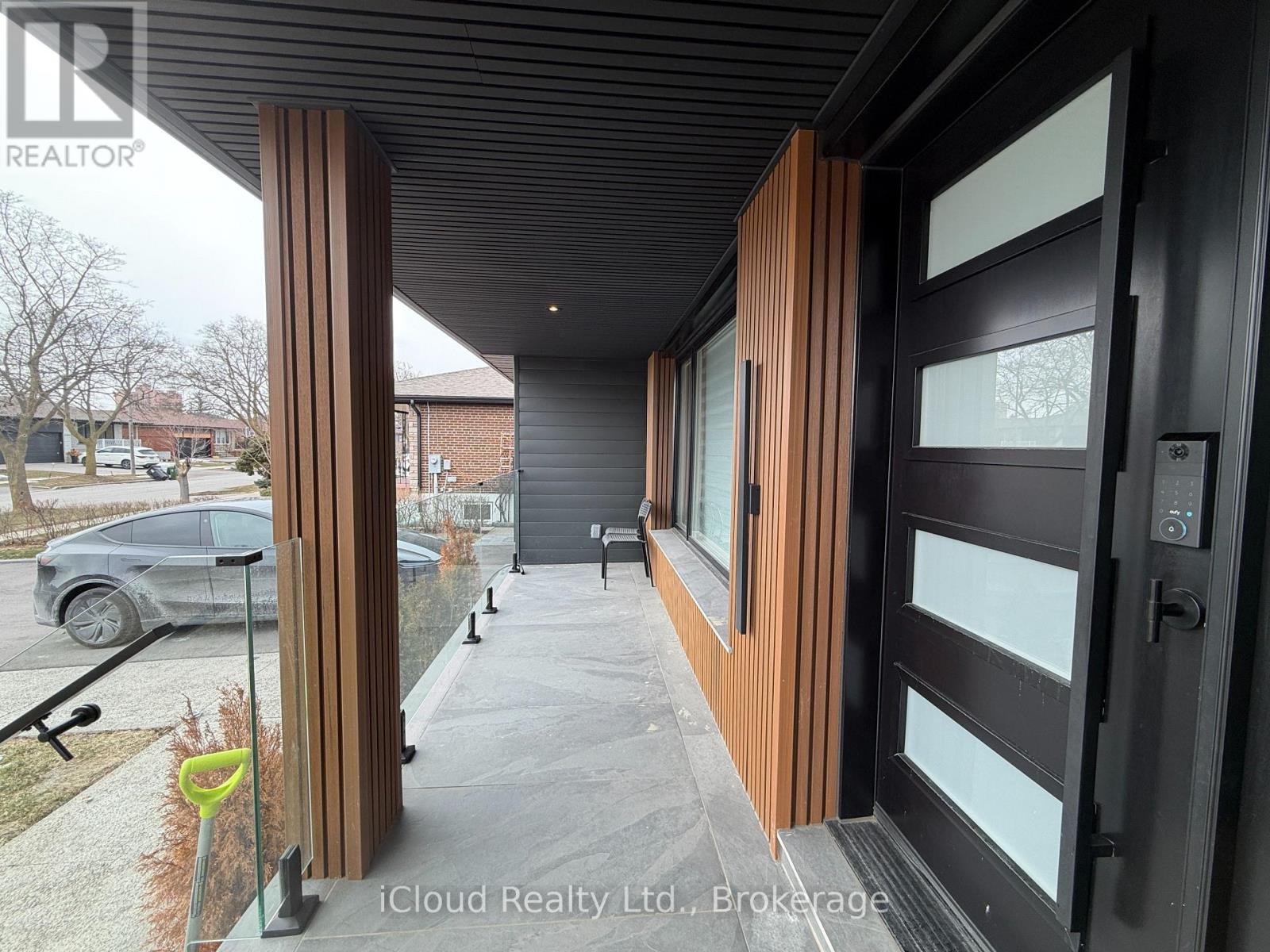 Upper Level - 17 Cloud Drive, Toronto, Ontario  M9L 2P6 - Photo 32 - W12897870