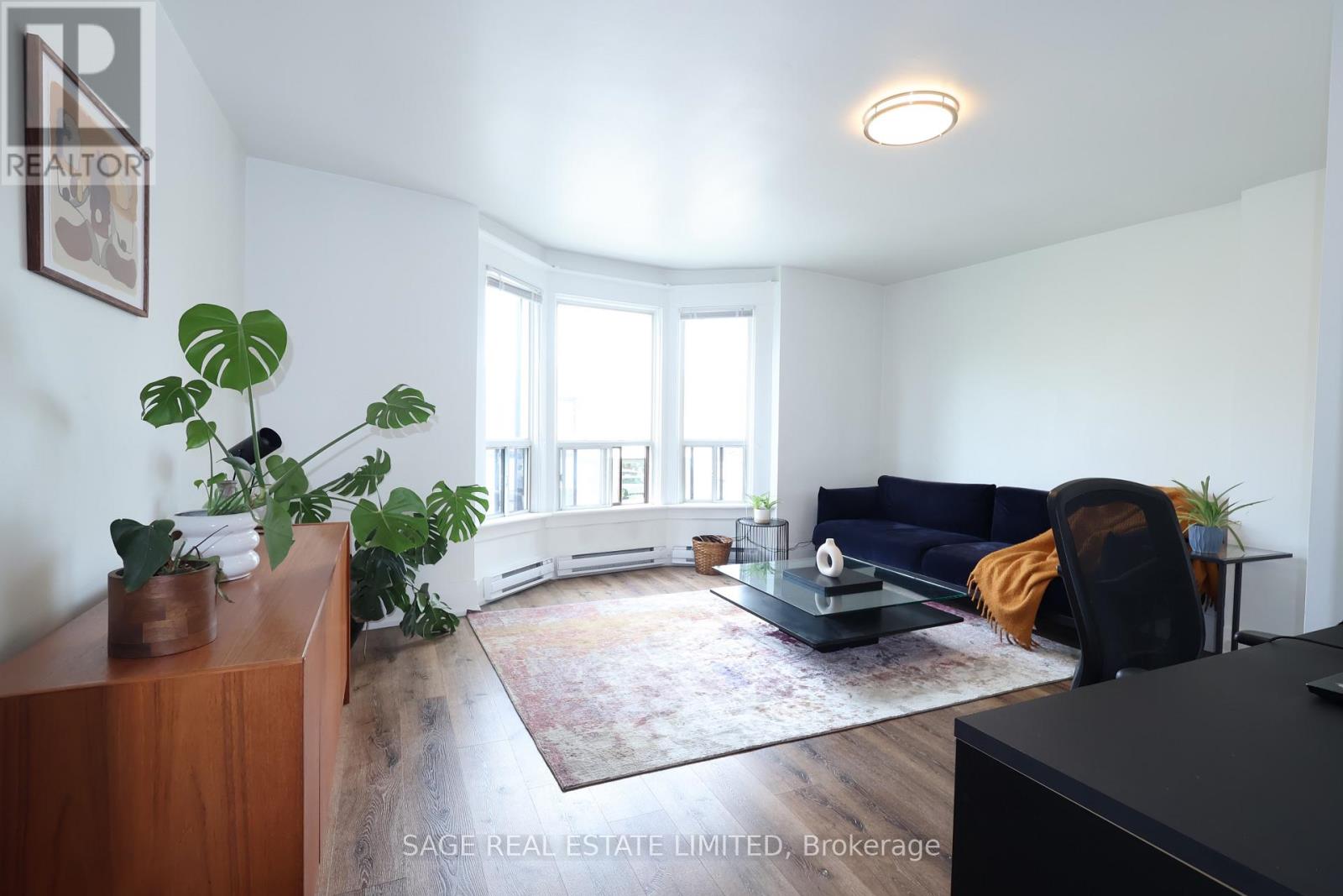 1639 DUPONT STREET, Toronto, Ontario