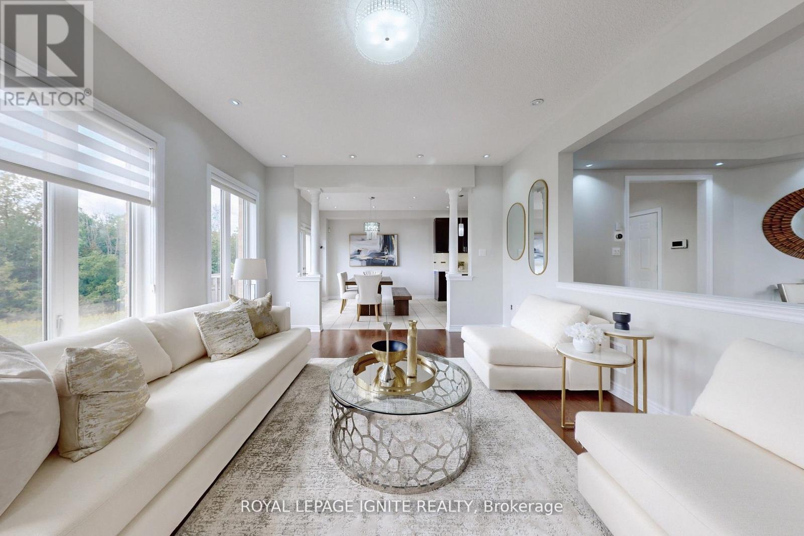 24 Arrowpoint Drive, Brampton, Ontario  L6Y 0G8 - Photo 5 - W12897888