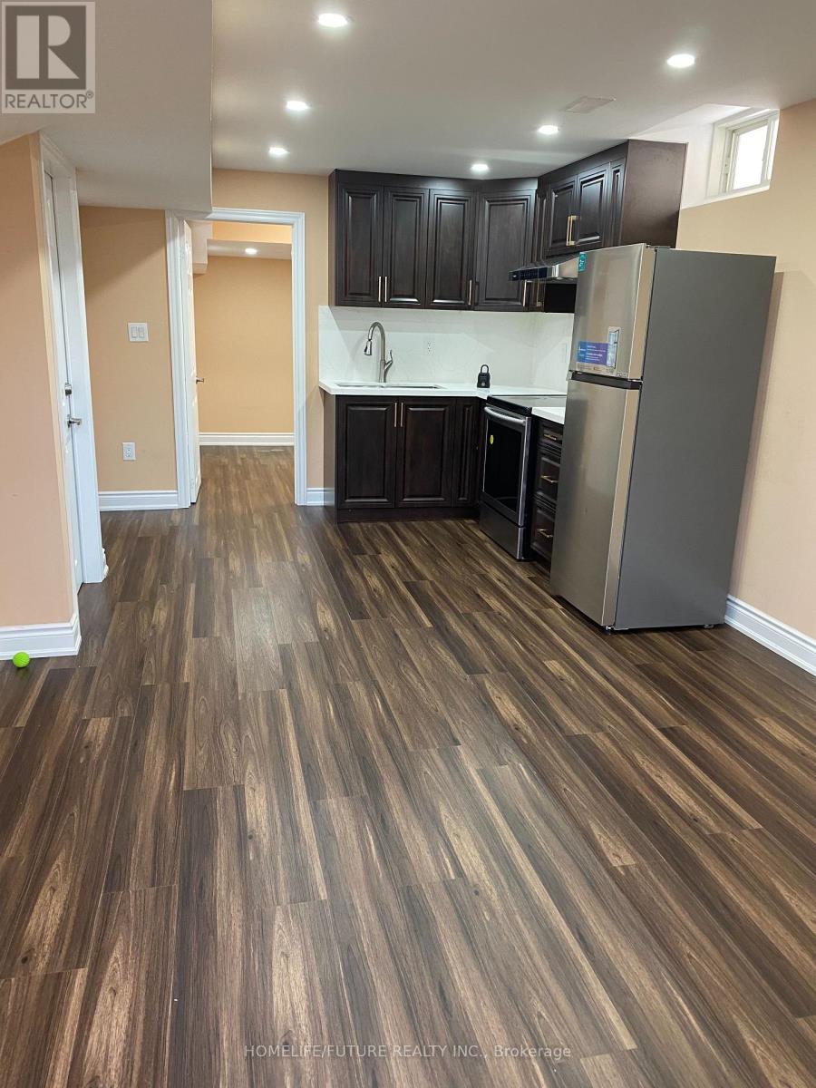 Bsmt - 14 Calderstone Road, Brampton, Ontario  L6P 2A4 - Photo 5 - W12897910