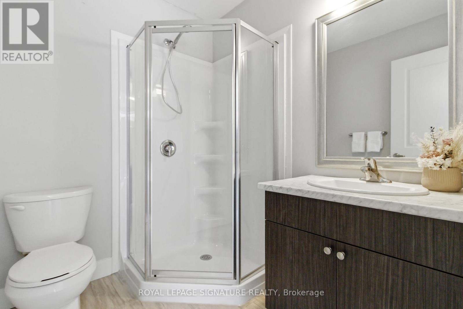 2104 Meadowgate Boulevard, London South, Ontario  N6M 0H5 - Photo 29 - X12897868