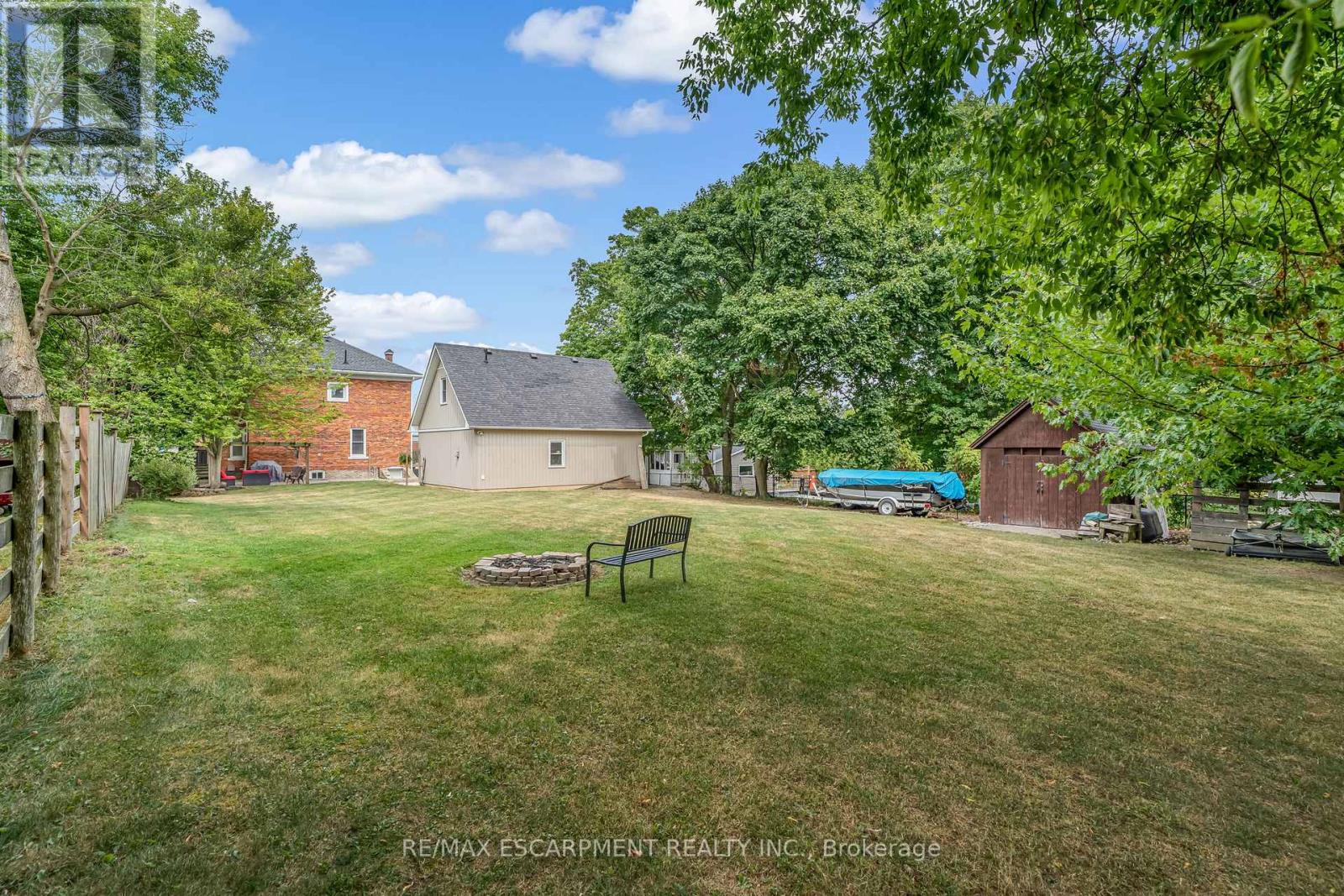 303 Canborough Street, West Lincoln, Ontario  L0R 2A0 - Photo 10 - X12897872