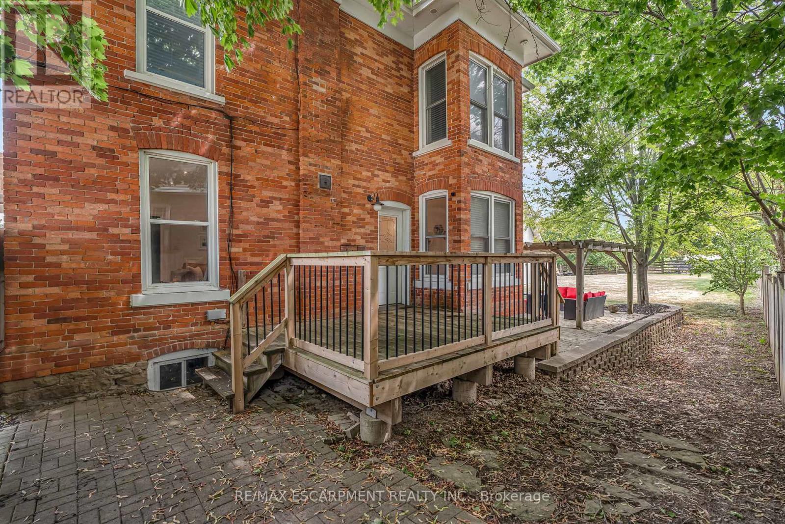 303 Canborough Street, West Lincoln, Ontario  L0R 2A0 - Photo 13 - X12897872