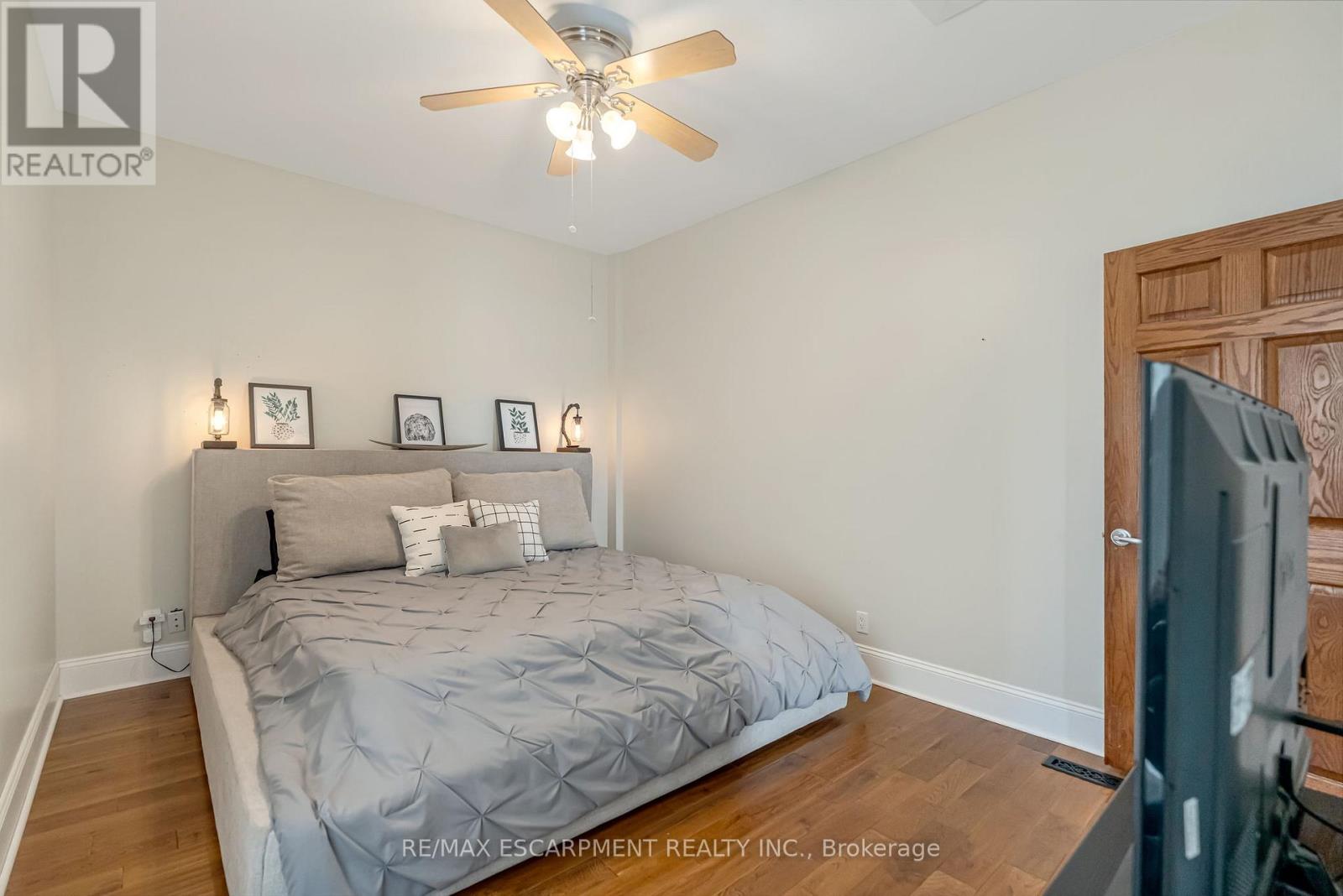 303 Canborough Street, West Lincoln, Ontario  L0R 2A0 - Photo 26 - X12897872