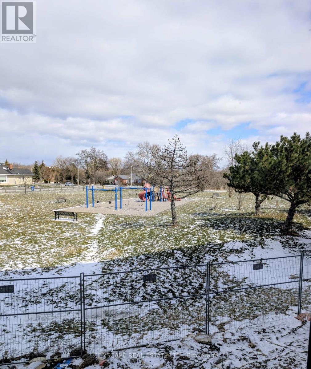 16 Melbourne Avenue, St. Catharines, Ontario  L2P 0G5 - Photo 12 - X12897874