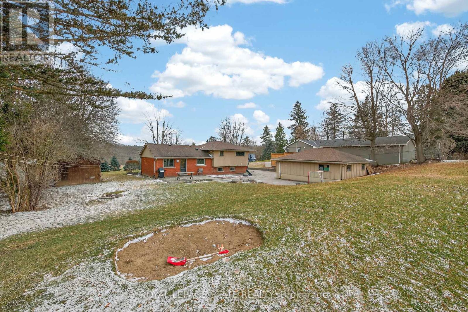 847 Governors Road, Hamilton, Ontario  L9H 5E3 - Photo 40 - X12897916