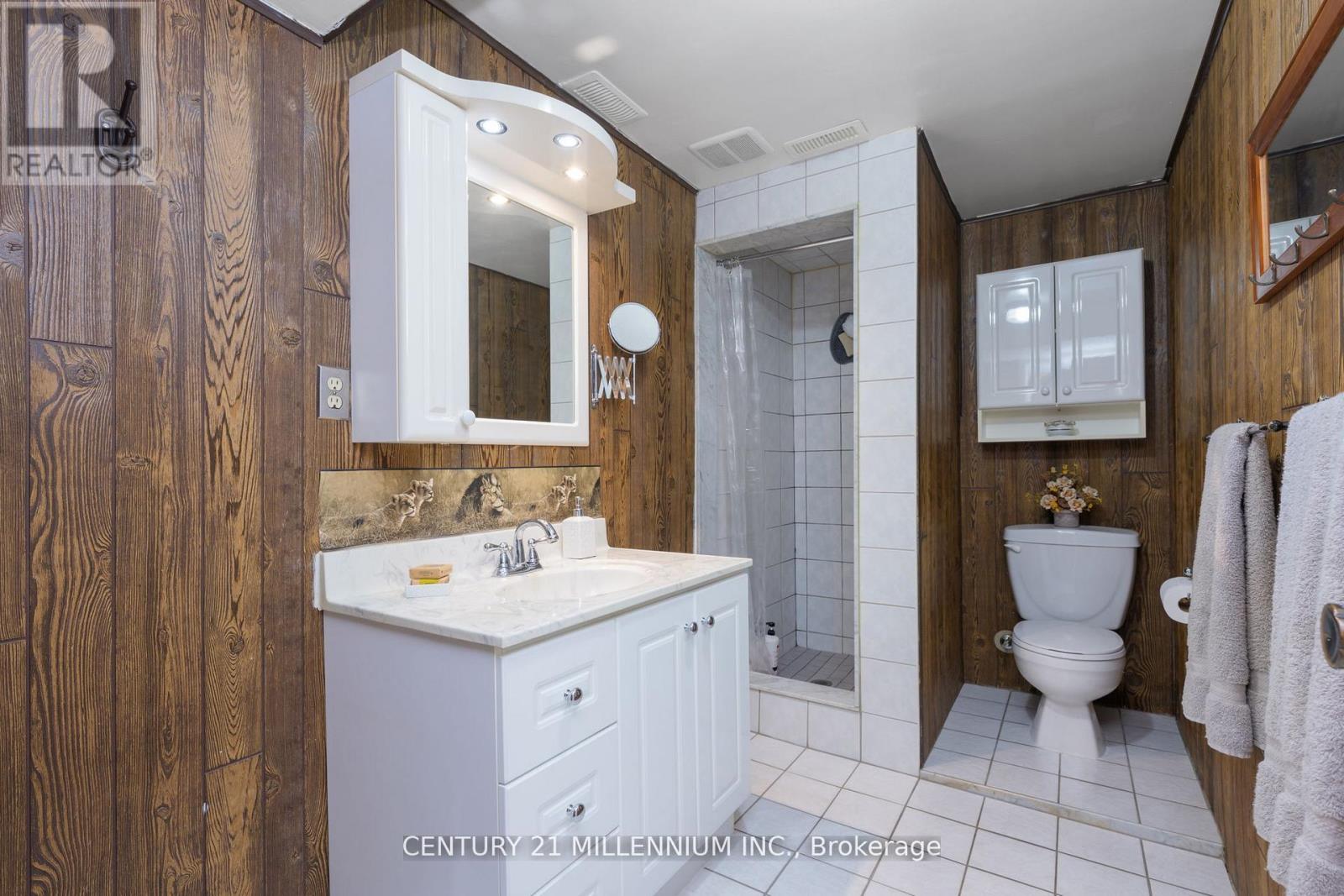 20 Dunblaine Crescent, Brampton, Ontario  L6T 3H2 - Photo 18 - W12897572