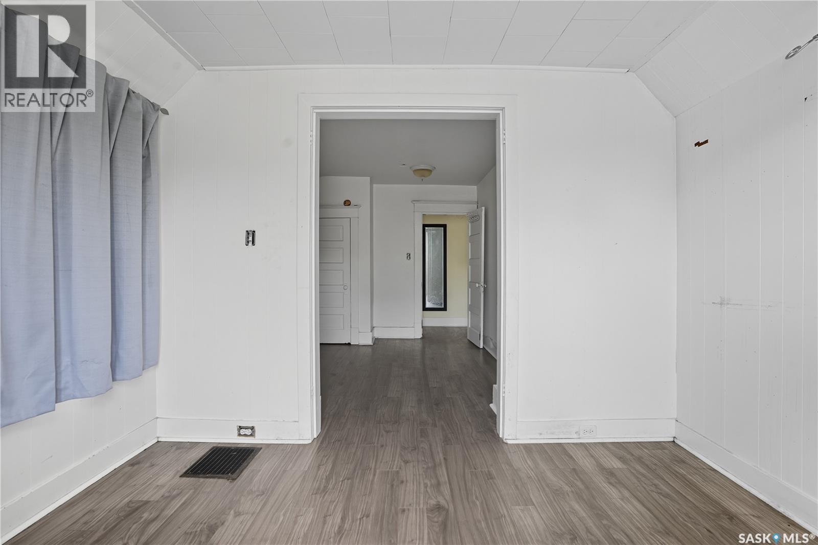 1875 St John Street, Regina, Saskatchewan  S4P 1S1 - Photo 33 - SK030495