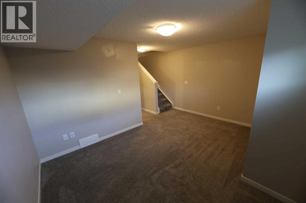 1512, 7451 Falconridge Boulevard NE, Calgary, Alberta  T3J 0Z8 - Photo 21 - A2281349