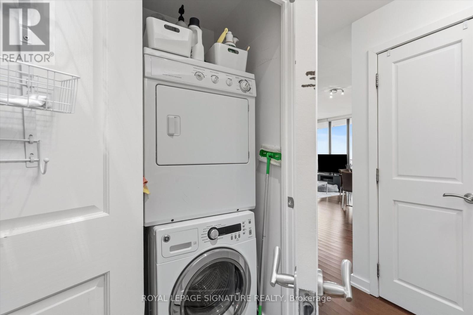 3205 - 33 Lombard Street, Toronto (Church-Yonge Corridor), Ontario  M5C 3H8 - Photo 16 - C12897932